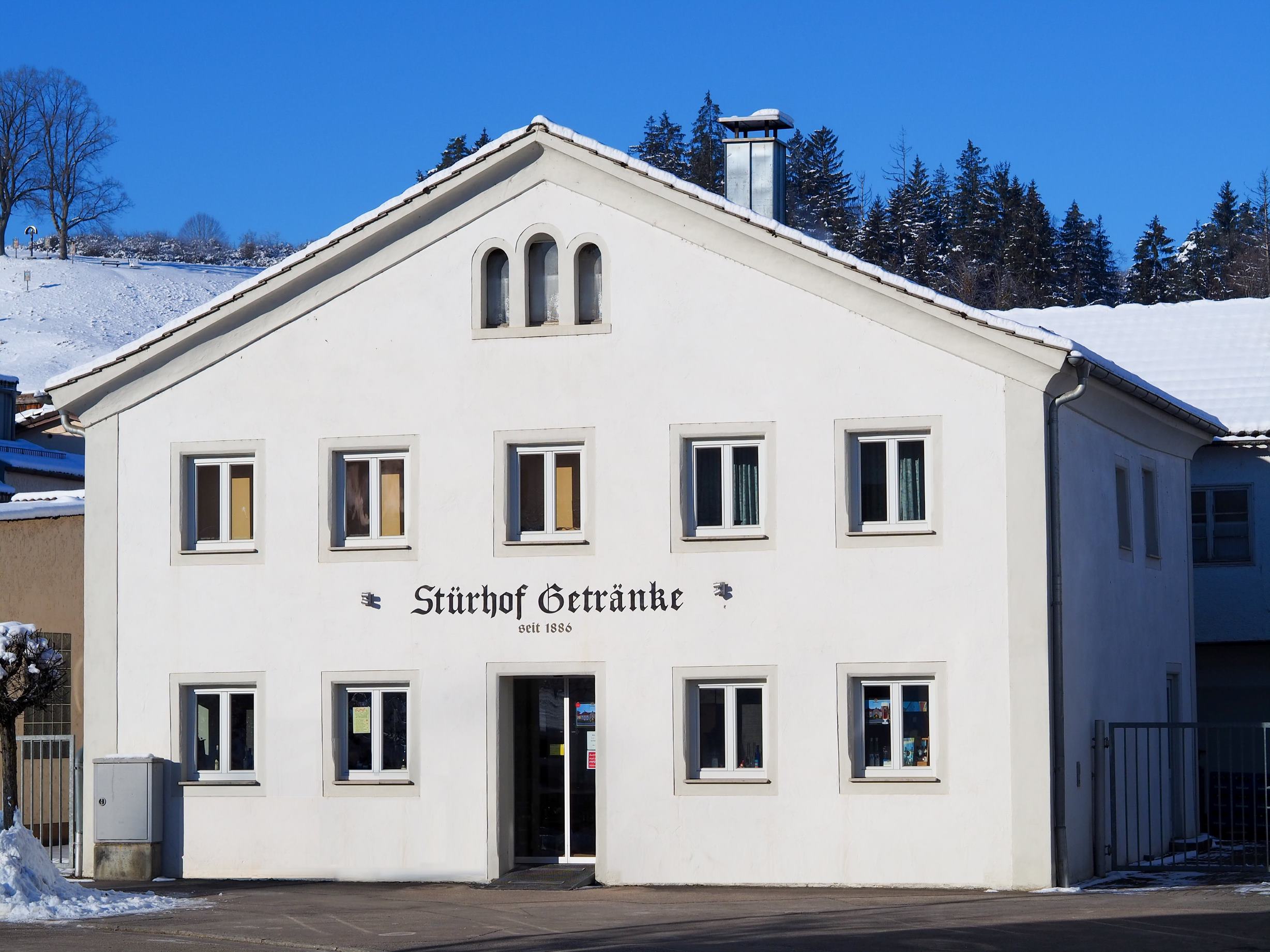 stuerhof-titting-jurahaus-altmuehltahl-brennerei-getraenkemarkt-seit-1886